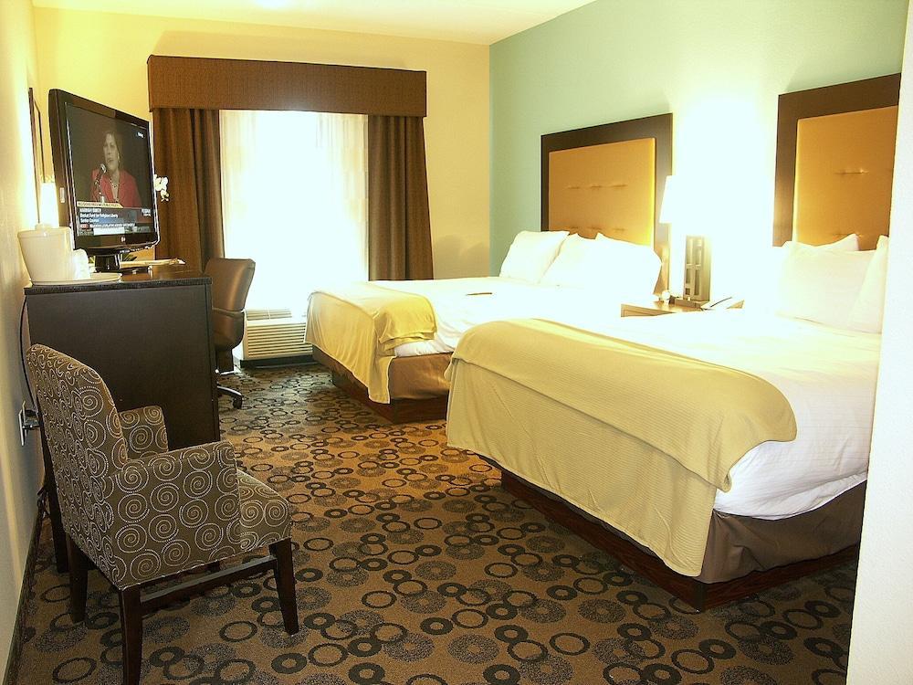 Holiday Inn Express & Suites - Cleveland Northwest By Ihg Extérieur photo