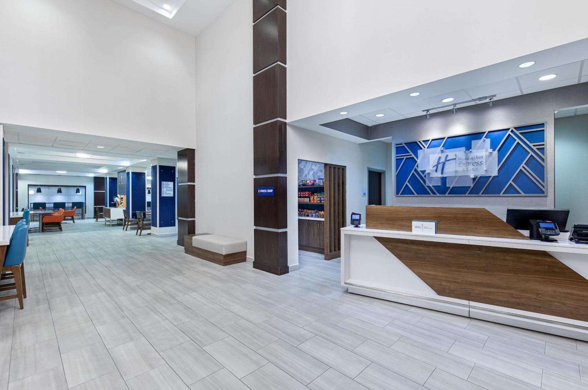 Holiday Inn Express & Suites - Cleveland Northwest By Ihg Extérieur photo