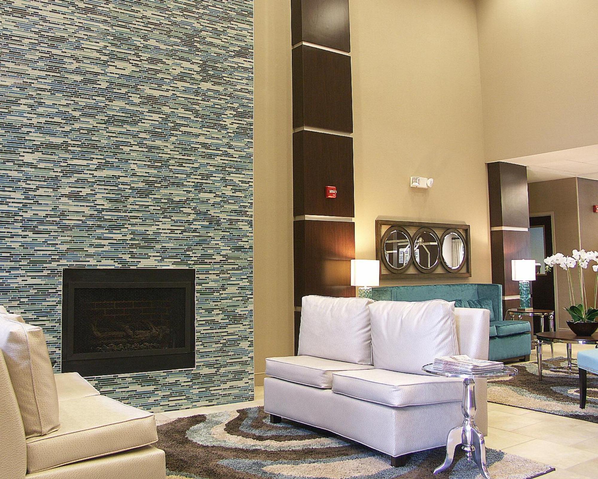 Holiday Inn Express & Suites - Cleveland Northwest By Ihg Extérieur photo