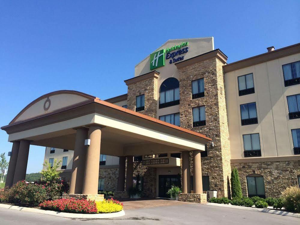 Holiday Inn Express & Suites - Cleveland Northwest By Ihg Extérieur photo